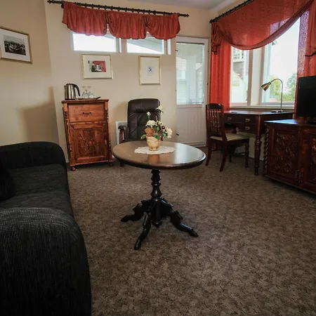 Hotel Paeeva 2*