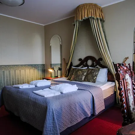 Paeeva Hotel