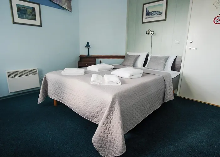 호텔 Paeeva 합살루